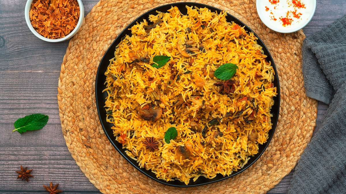 Mushroom Biryani Recipe | Kalan Biryani - Yellow Chili's