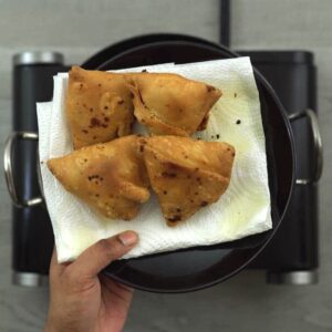 perfectly fried Indian samosa