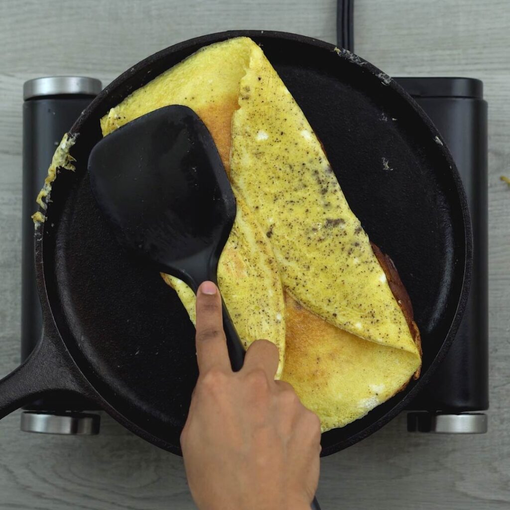 folding the omelet