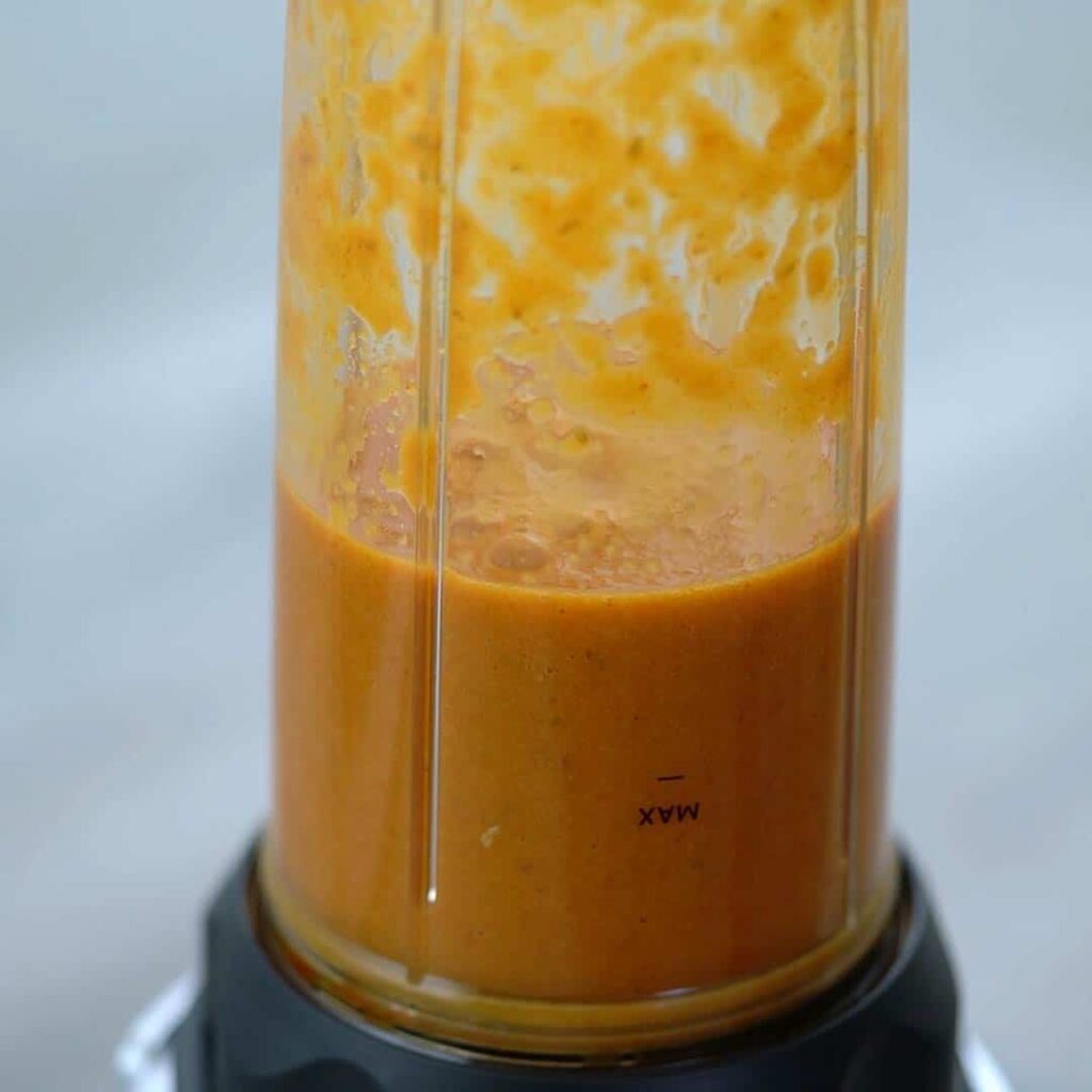 tomato spice mix blending in blender