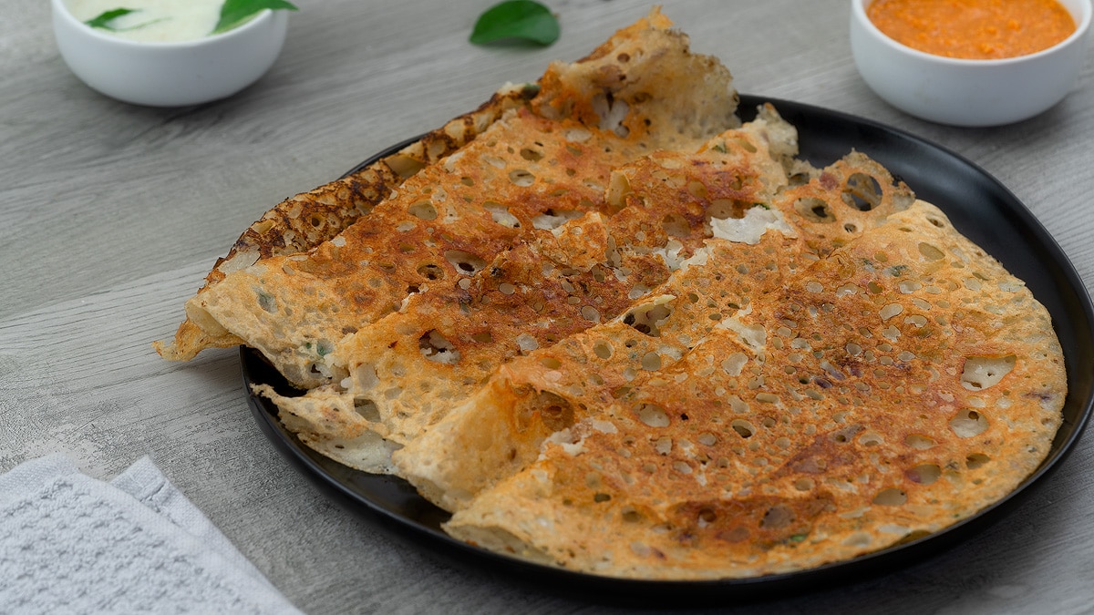 Rava Dosa (Suji Ka Dosa)