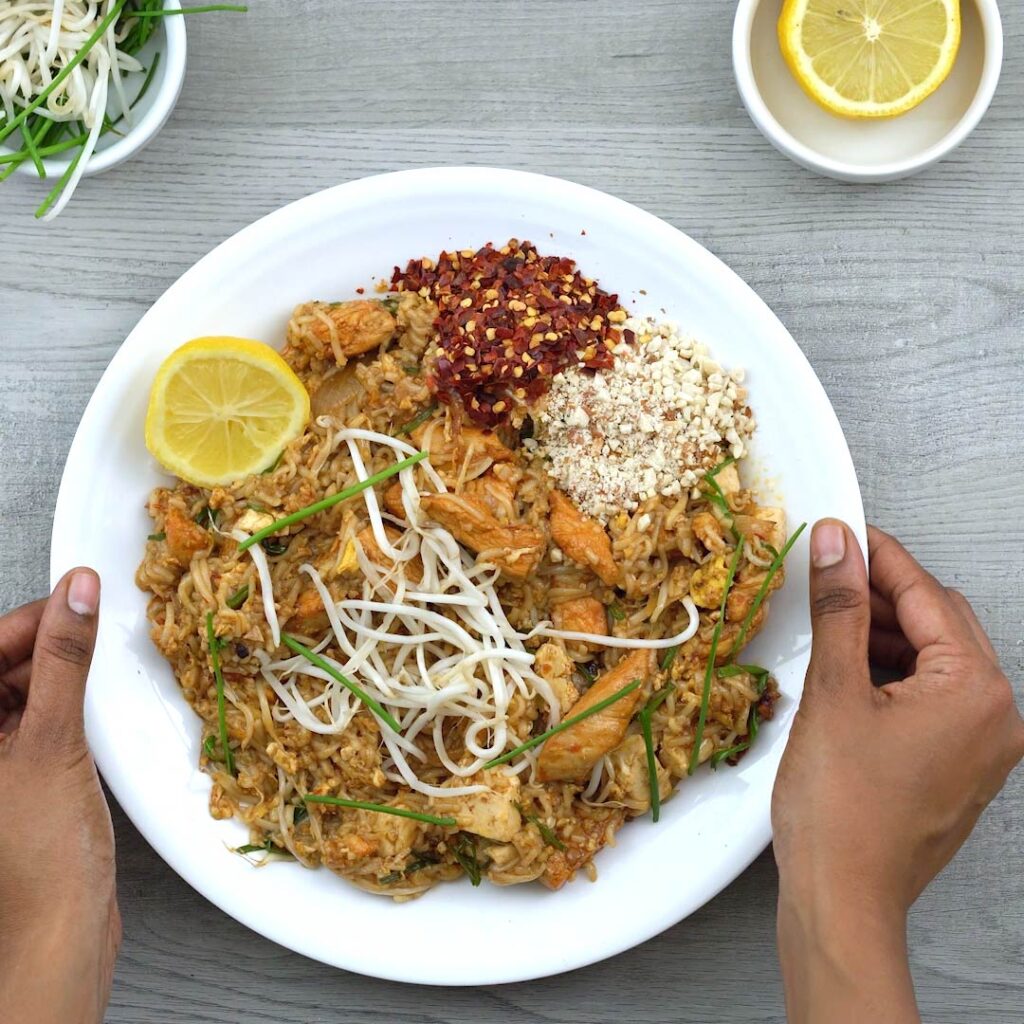 serving Pad Thai