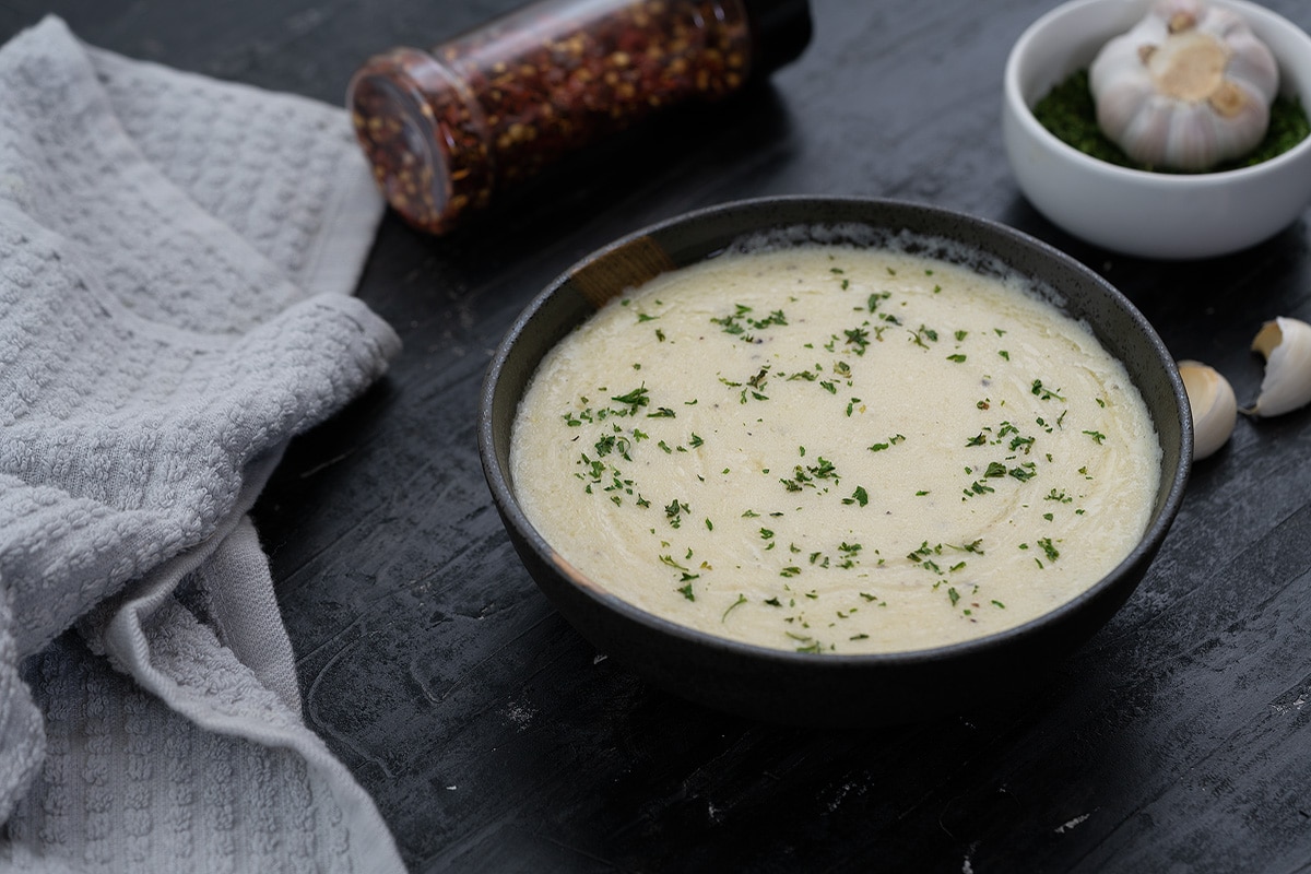 Creamy Garlic Parmesan Sauce