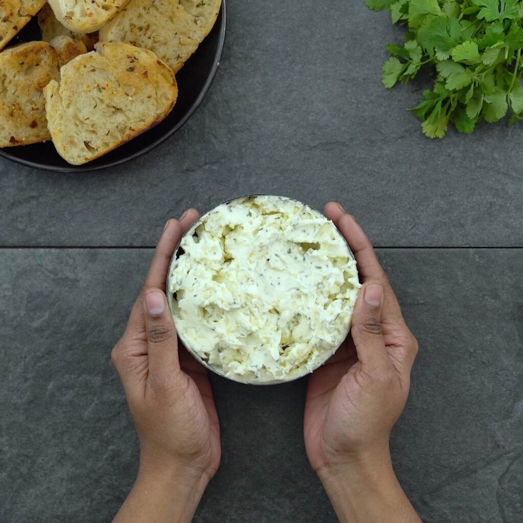 Serving Garlic Butter