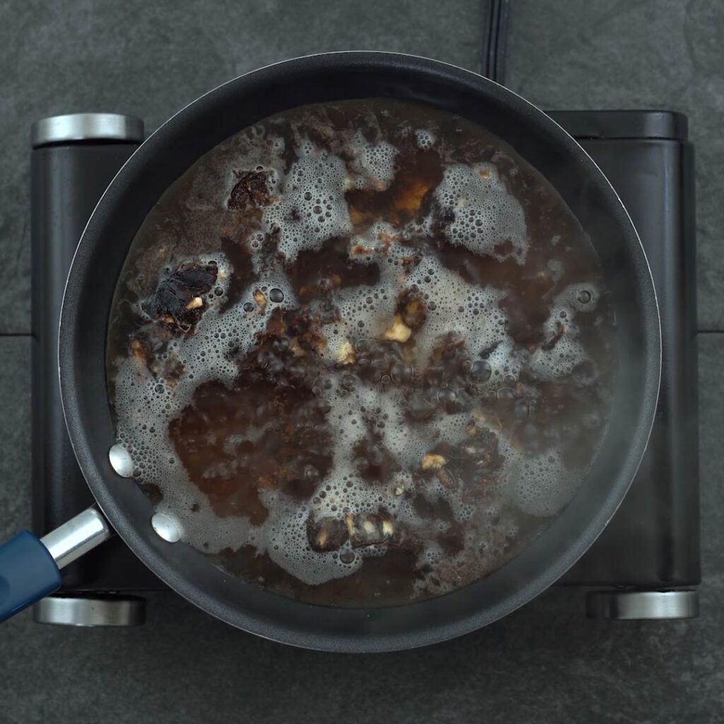 Tamarind water mixture is boiling