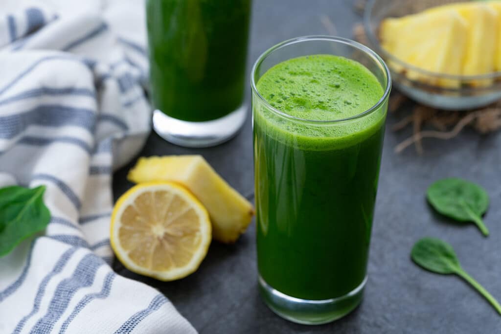 Green Juice Recipe - Yellow Chili's