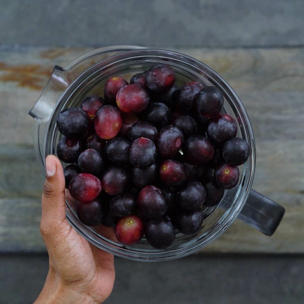 Grapes in a glass bowl.