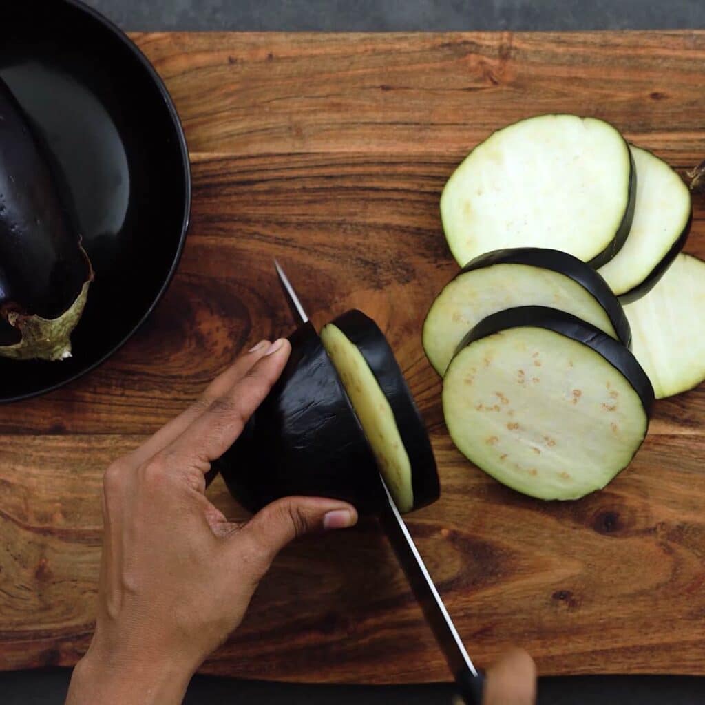 Cutting eggplant into circular shape