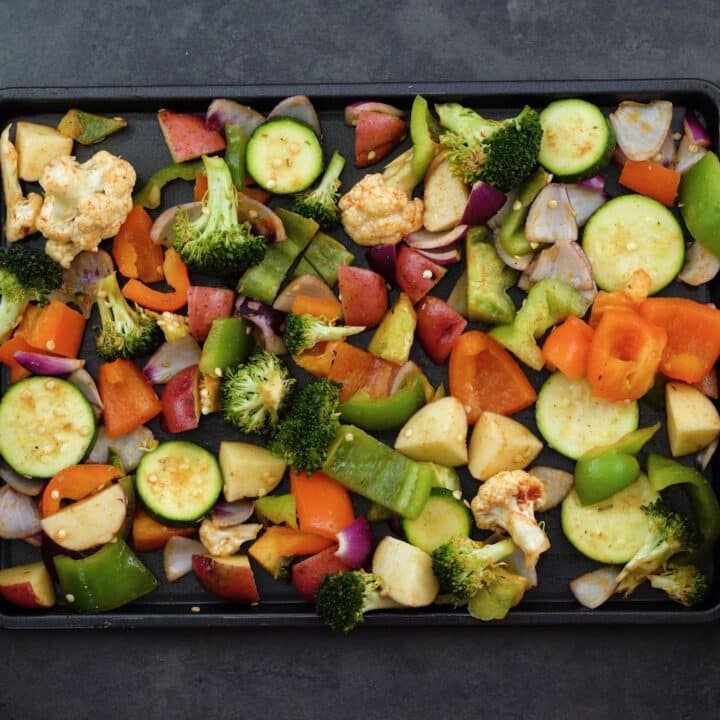 Seasoned vegetables in a baking tray