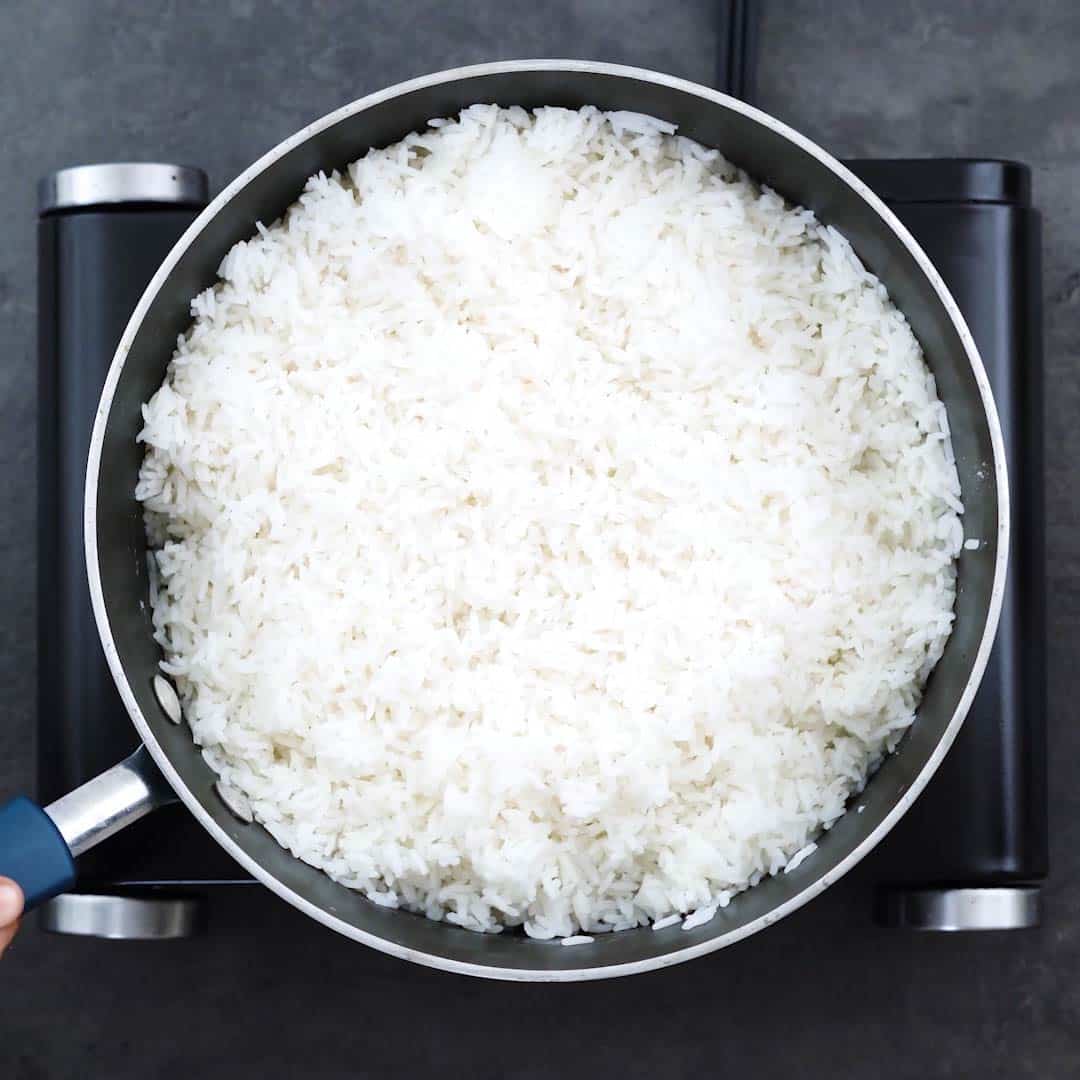 How to Cook White Rice On Stovetop - Yellow Chili's