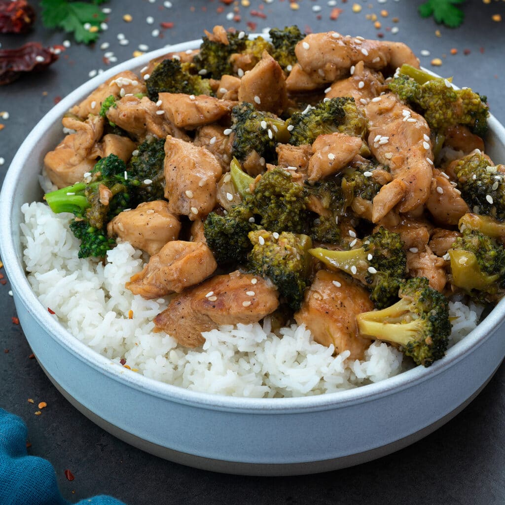 Chicken and Broccoli Stir Fry Recipe - Yellow Chili's