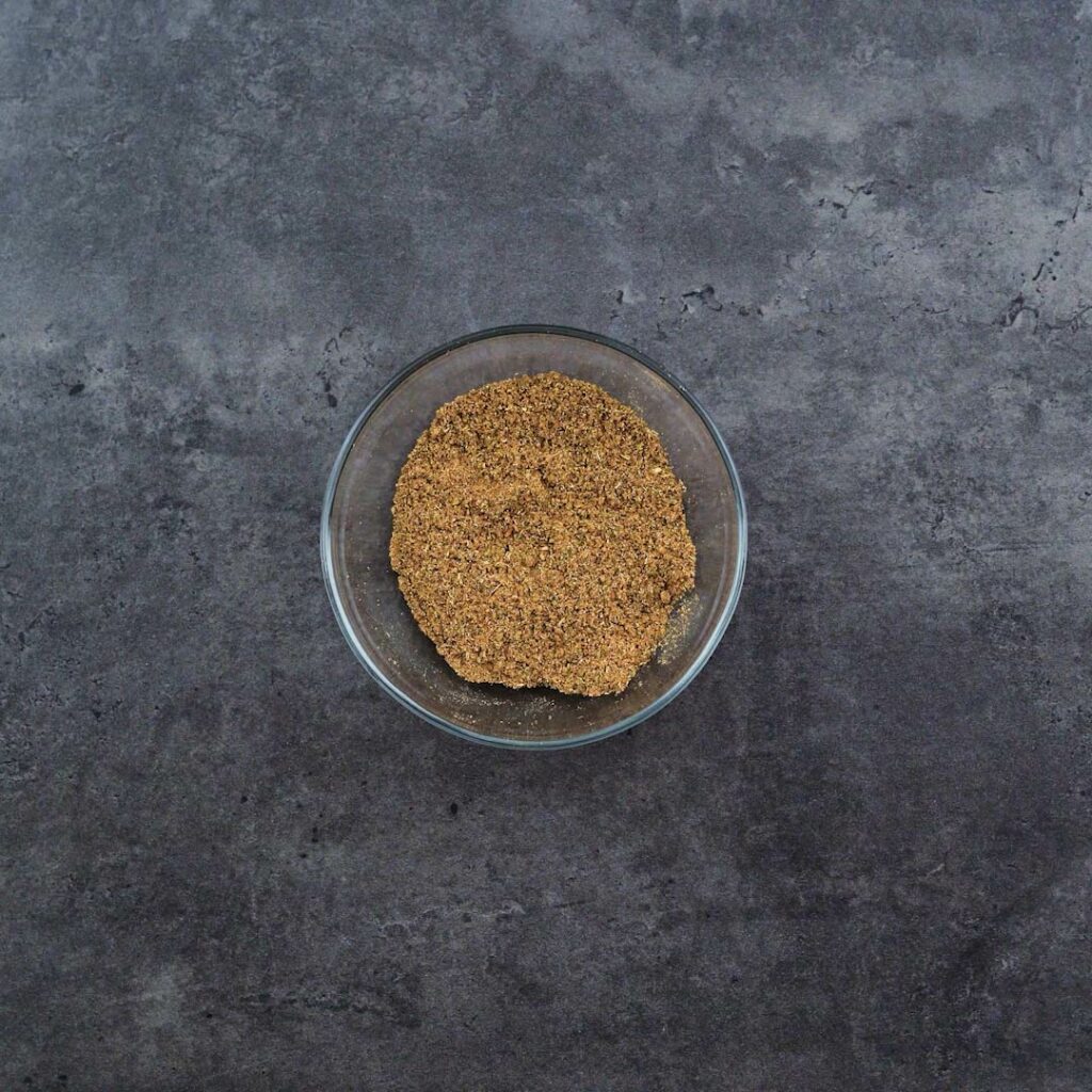 A bowl with Five Spice Powder.