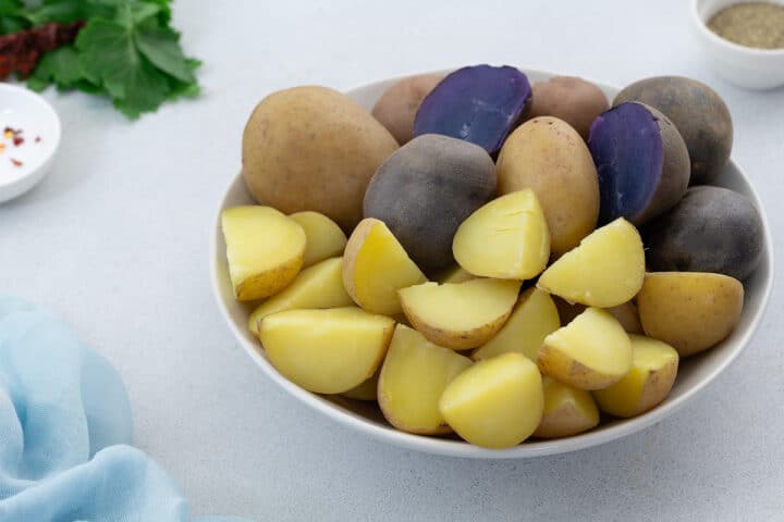 How to Boil Potatoes Recipe (Whole and Cubed) - Yellow Chili's
