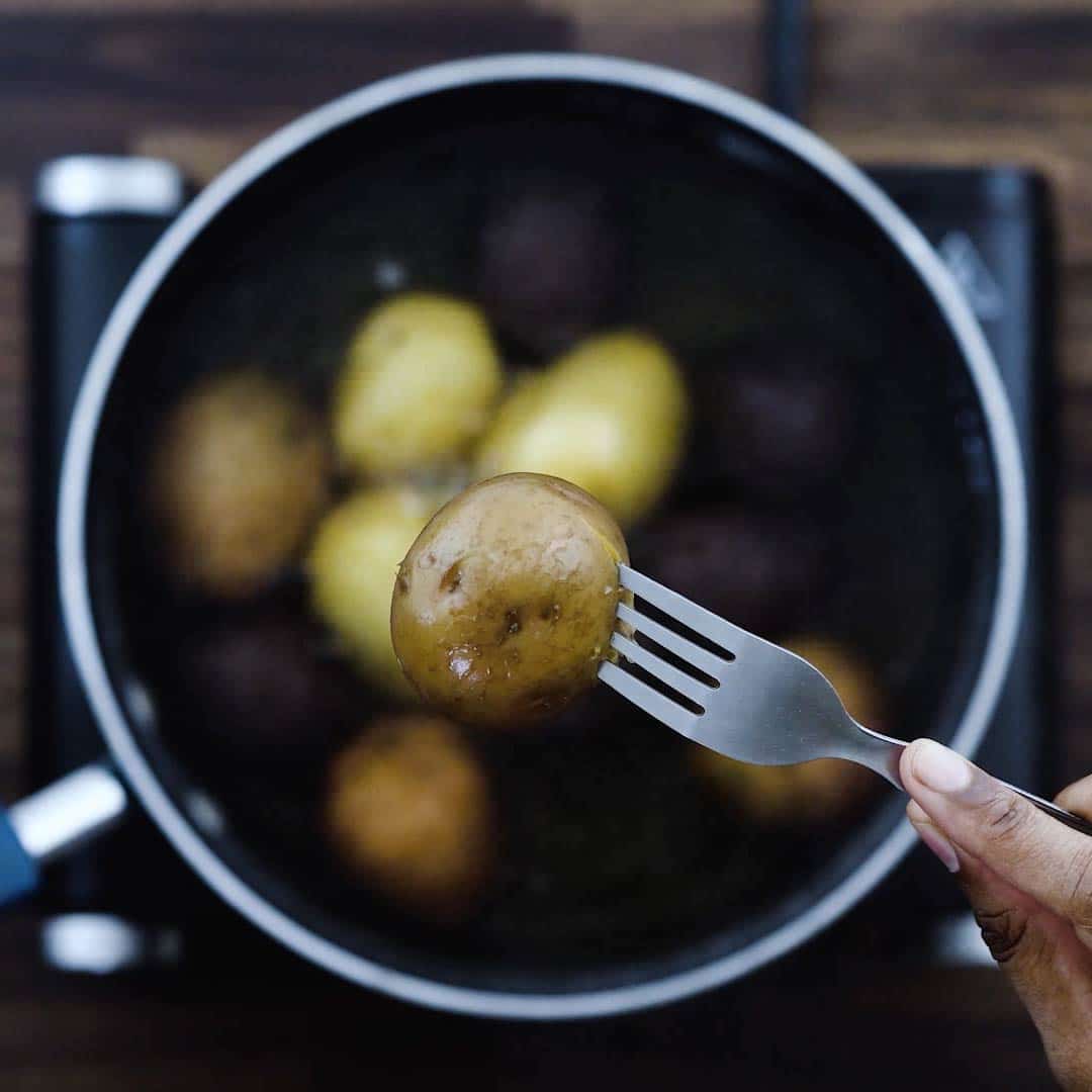 How To Boil Potatoes Recipe Whole And Cubed Yellow Chili S   How To Boil Potatoes Step By Step 6 