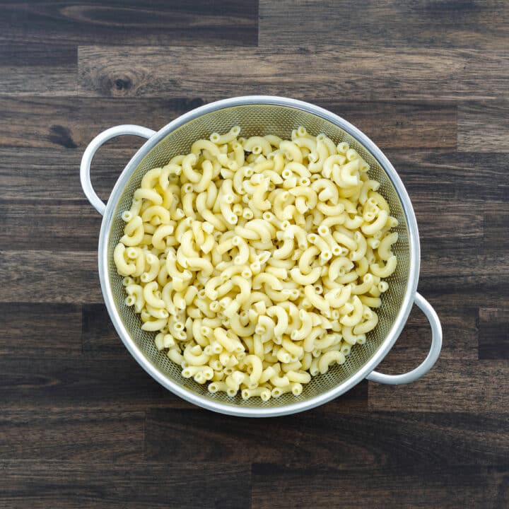 Cooked Macaroni Pasta in a colander.