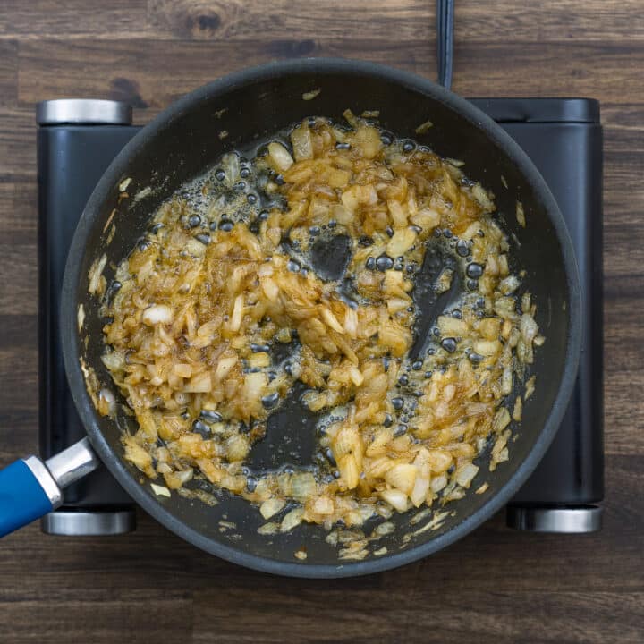 A pan with caramelized onions.