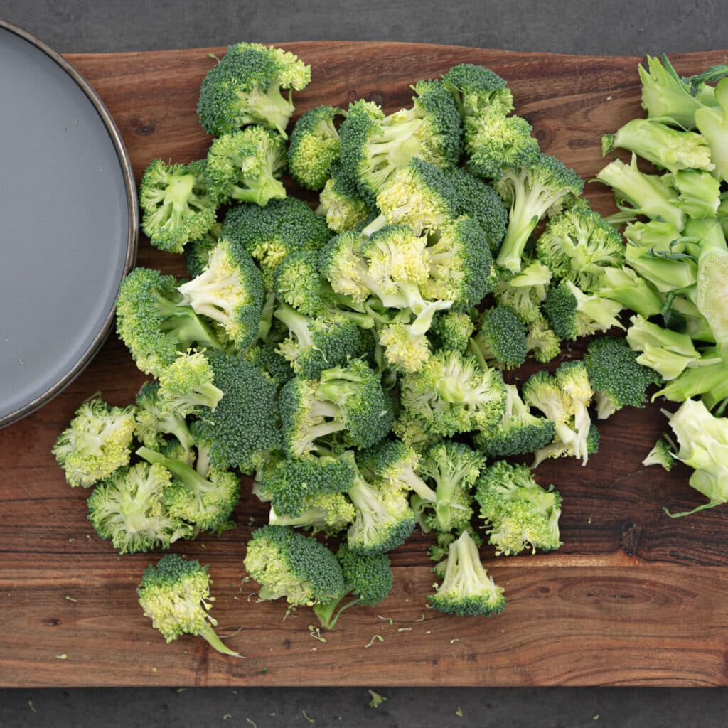 Steamed Broccoli Recipe - Yellow Chili's